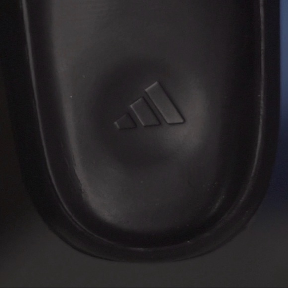 Black Onyx Yeezy Slides size 12 - Picture 4 of 7